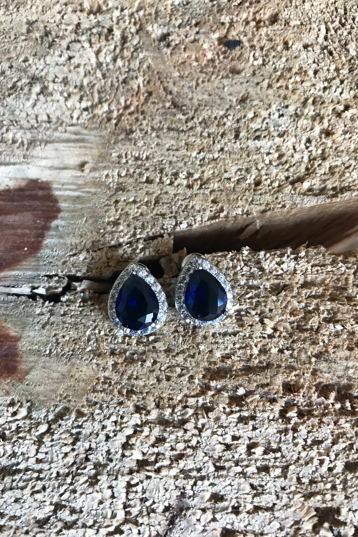 Set de Aretes Clarissa y Collar Deimar