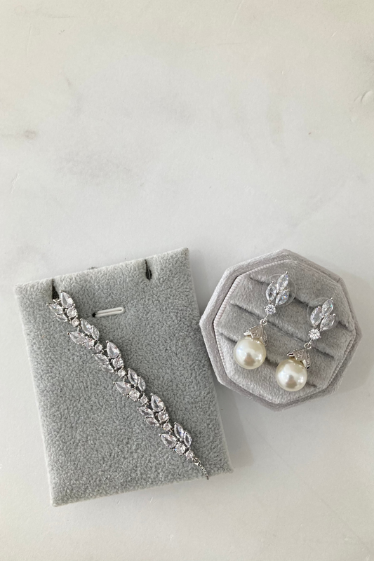 Aretes Mica y Pulsera Johanna