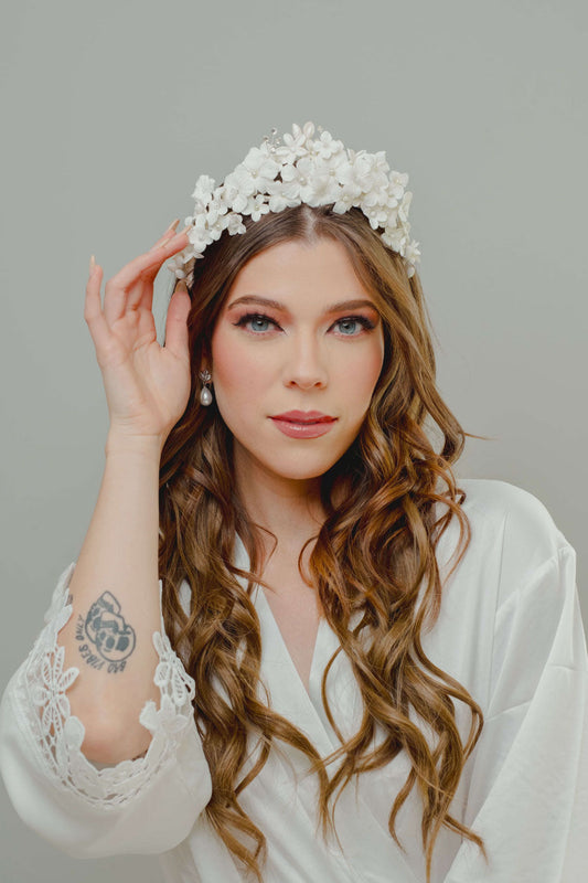Tiara en Flores de Porcelana