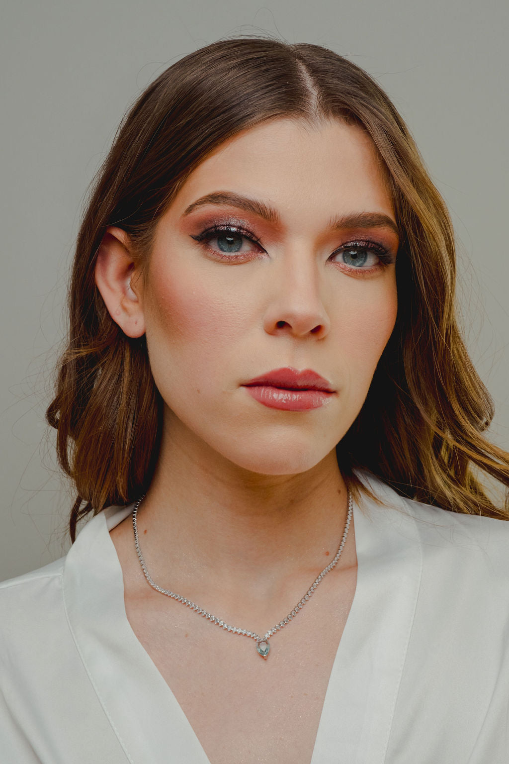 Set de Aretes Elia y Collar Delia