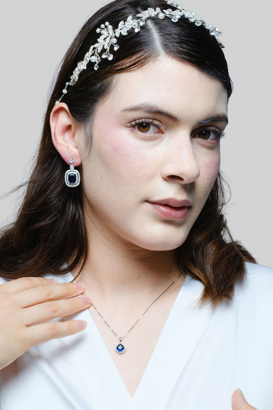 Set de Aretes Ruth y Collar Elvira