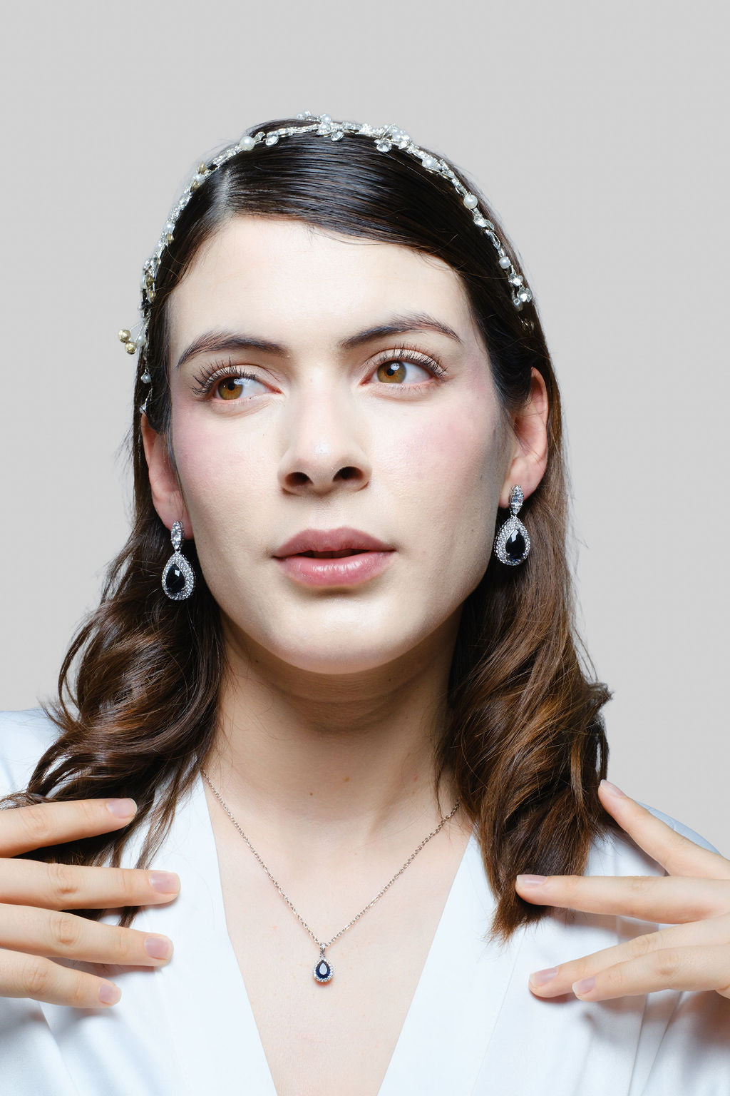 Set de Aretes Kiara y collar Deimar